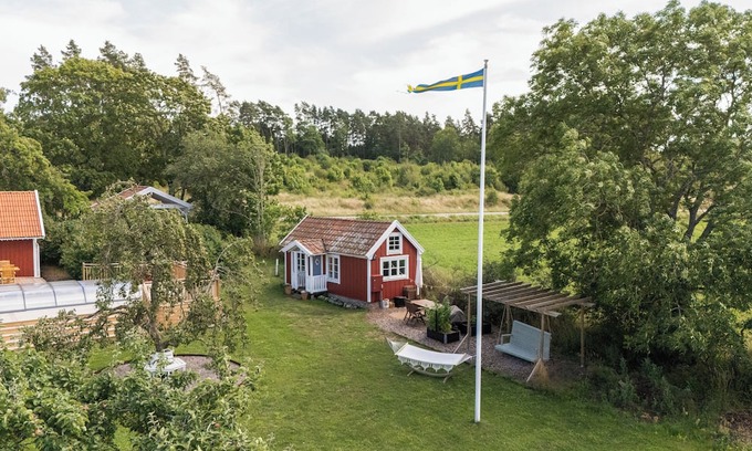 Farjestaden House | Cozy vacation home on Öland, close to nature and the sea