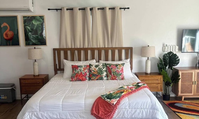 Estate Tabor and Harmony Apartment | Chic 1-bedroom guesthouse with AC and fitness room in marvelous St Thomas