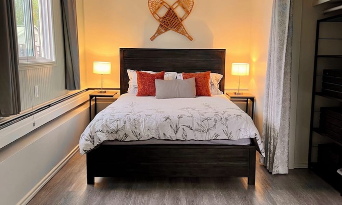 Yellowknife Apartment | The Boreal Bungalow: A Cozy Northern Retreat in the Heart of Yellowknife