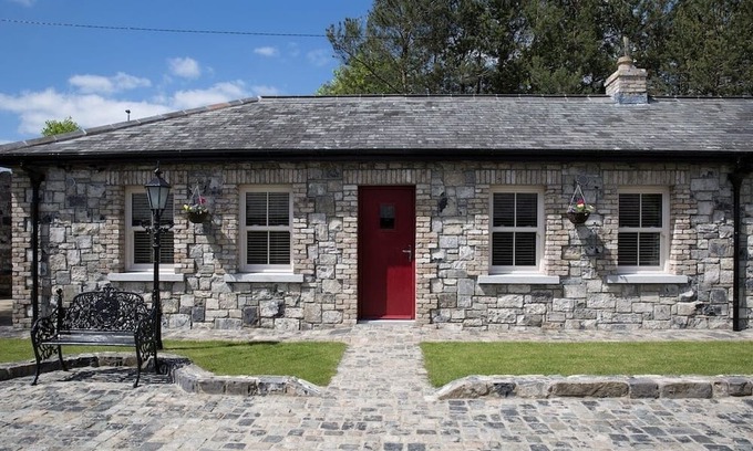 Leixlip Cottage | Alensgrove Cottages No. 01