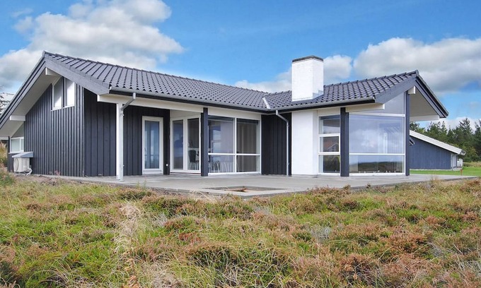 Trend House | "Arisa" - 100m to the fjord by Interhome