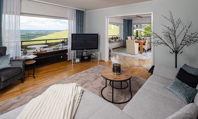 Neusatz Apartment | Badenchalet - 'the special apartment' with mountain view, Wi-Fi, and air conditioning