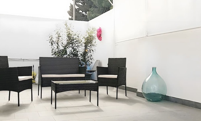 Municipio 5 House | Villa XI: the sea just steps away!