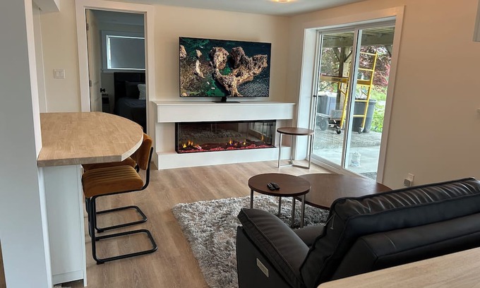 Port Edward House | 2BR Seaside Haven Retreat
