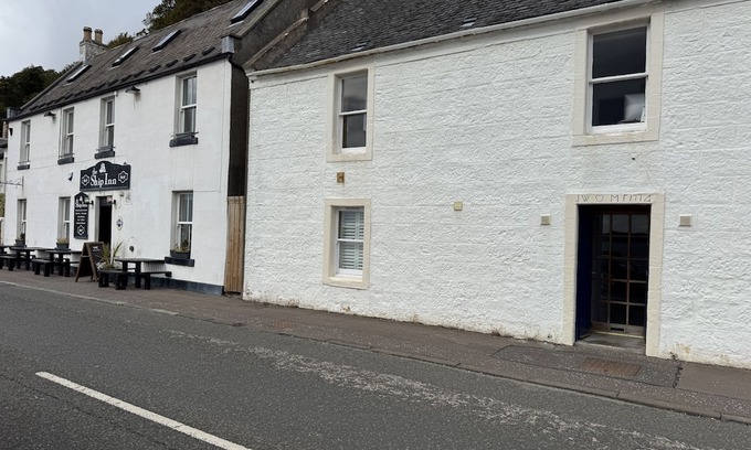 Limekilns Cottage | Watt-A-View - 1 bedroom apartment sleeps up to 4