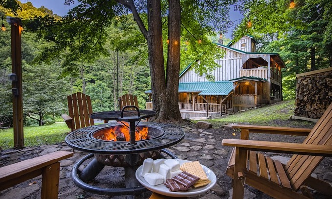 Ansted Cabin | Rich Creek Wilderness Cabin Retreat · Off-Grid Family Haven