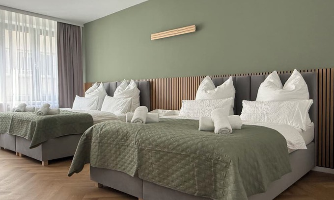 Vorstadt Apartment | Large inner-city oasis in the center of Kiel for groups & families