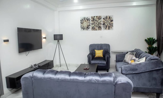 Kumasi Apartment | 2BR Apartments Near KNUST (Kumasi)