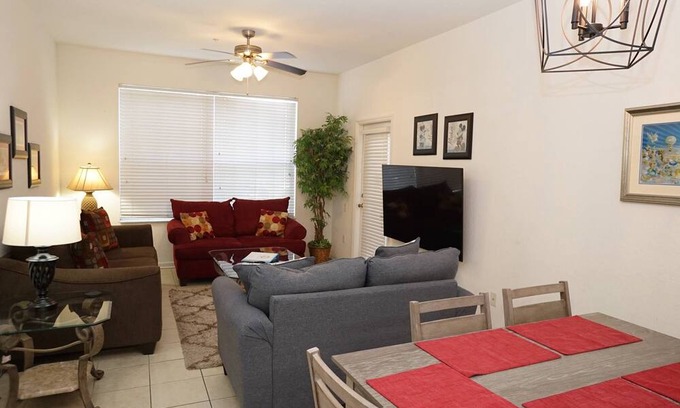 Florida Central Atlantic Coast Resort | 4-bedroom resort in charming Winter Garden with AC