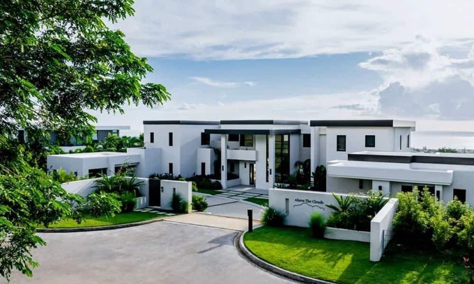 Reeds Bay Villa | Above the Clouds - 6 bedroom
