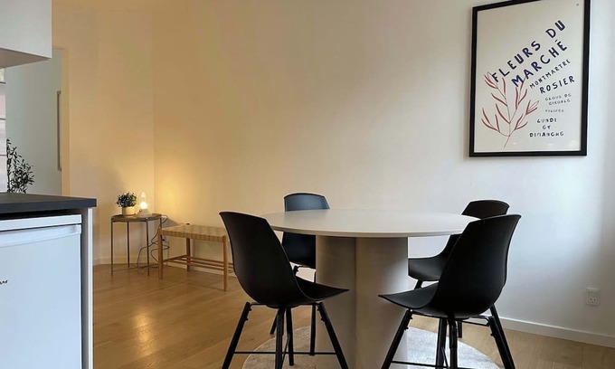 Norrebro Apartment | Brand New Apt By the Lakes