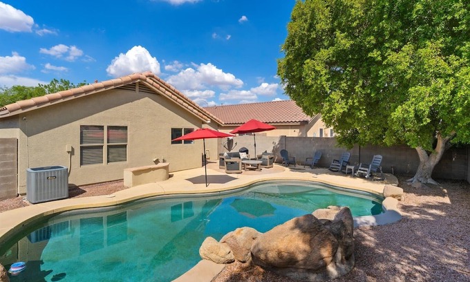 East Mesa House | Mesa Oasis Private Pool Fire Pit Sleeps 6