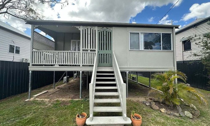 Rockhampton House | 45 Kent Street - The Whole House in Rockhampton City