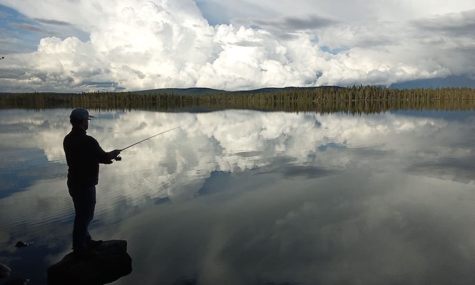 Muonio Cabin | Private lakeside cabin next to the fjells