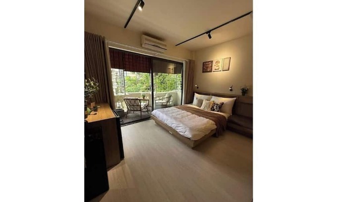 Van Mieu Apartment | 3BR3BA FreeLaudry-Gym-Desk-CoffeBar-2'to Train St.