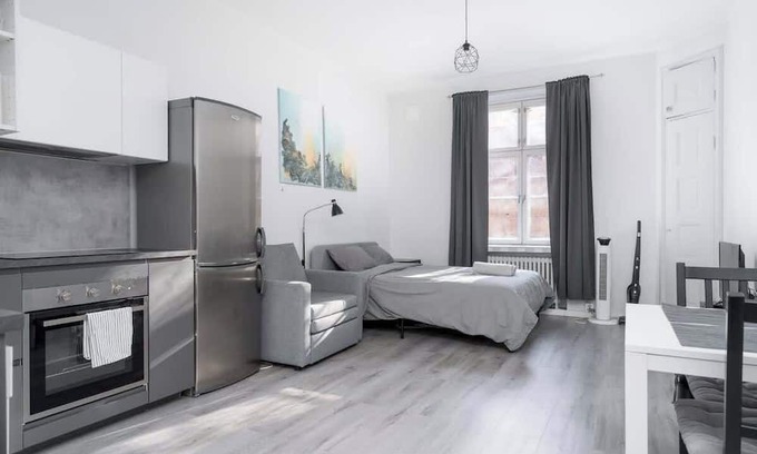 Kallio Apartment | Modern Studio Apartment in the Heart of Helsinki