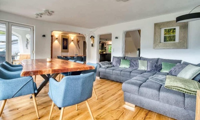 Triberg im Schwarzwald Condo | Villa Arana | Forest View | Oven | BBQ | Balkony