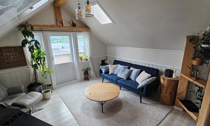 Alesund Apartment | Unique loft apartment with beautiful atmosphere-southfaced balcony-free parking