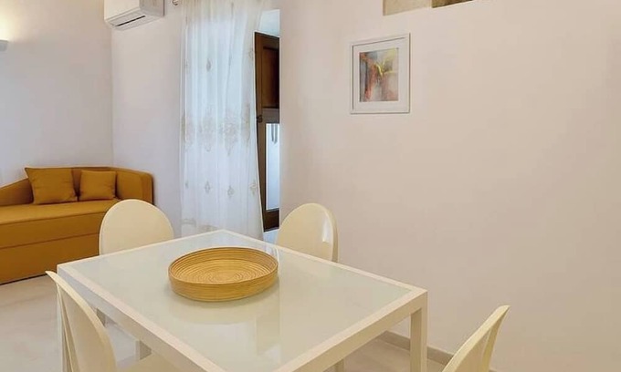 Modica Apartment | two-room apartment with garden veranda (45 sqm)