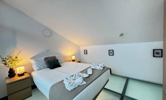 Hortaleza Apartment | Naffah D Duplex 2 bedrooms 1 bathroom