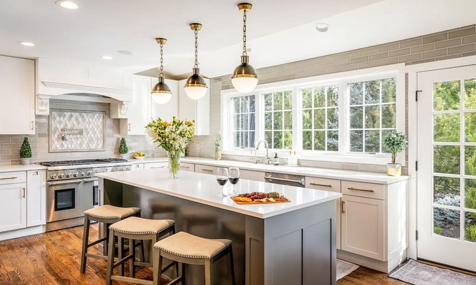 North Boulder House | Elegant Escape with Hot Tub & Outdoor Oasis, Steps from Downtown