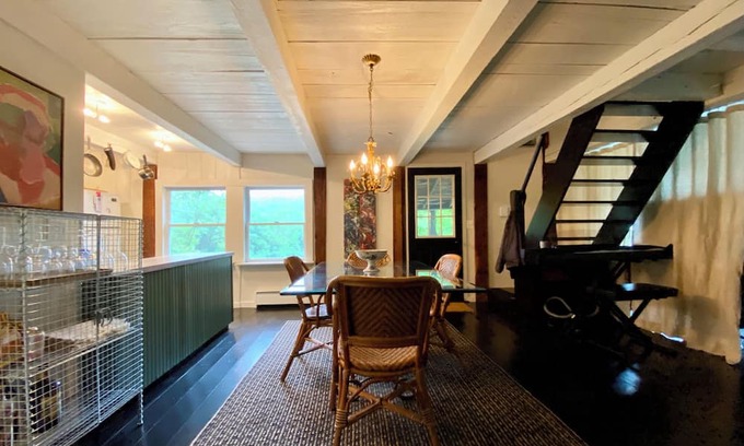 Preston-Potter Hollow House | Charming 2-bedroom farm house in Preston-Potter Hollow