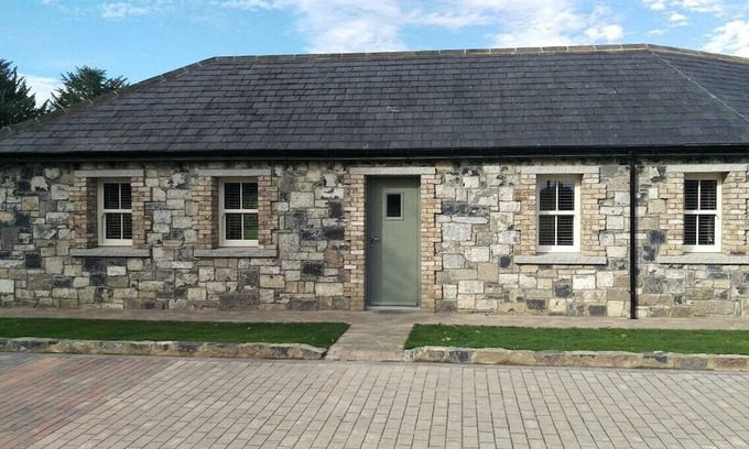 Leixlip Cottage | Alensgrove Cottages No. 11