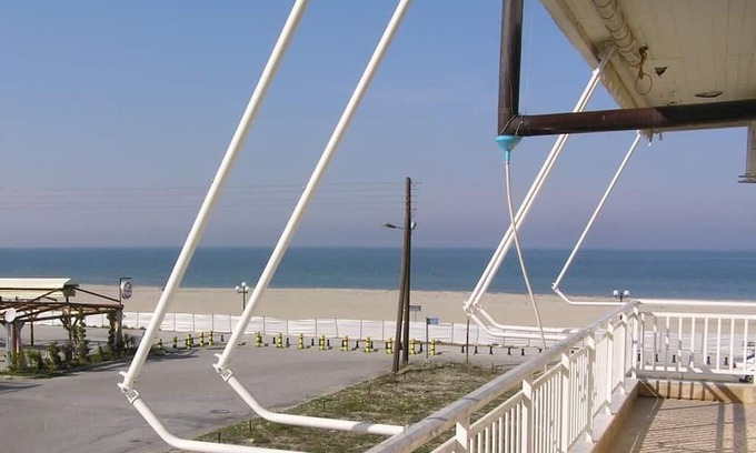 Nei Pori House | 3-bedroom large family house directly at the beach, with sea and mountain view.