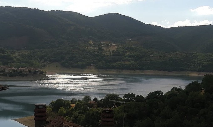 Castel di Tora Apartment | Historical Vintage apartament in Castel di Tora