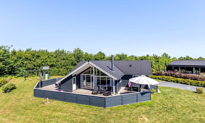 Skovmose House | "Rosamunde" - 700m from the sea by Interhome