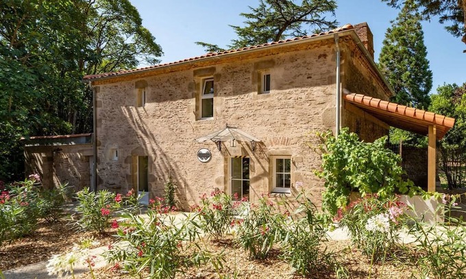 Sainte-Foy House | Le RDV de Chasse - Hameau de l'Etablière