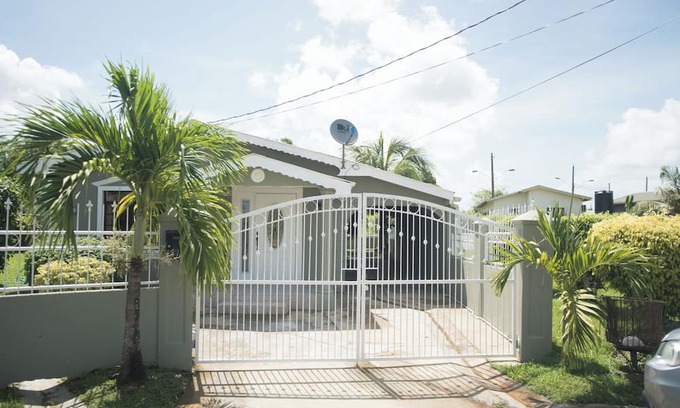 Longdenville House | A Quiet Retreat - 3 bedroom house at Chaguanas