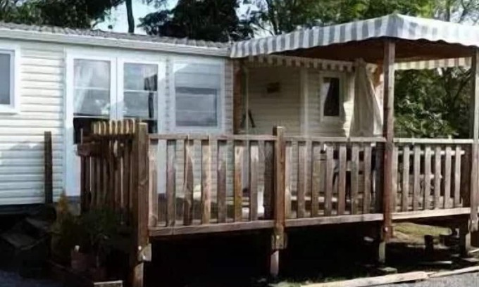 Commequiers House | Camping The 4-Leaf Clover * - Air-conditioned Nautil home mobile home - 37 m² - 2 bedrooms + dressing room (2014) 4 people