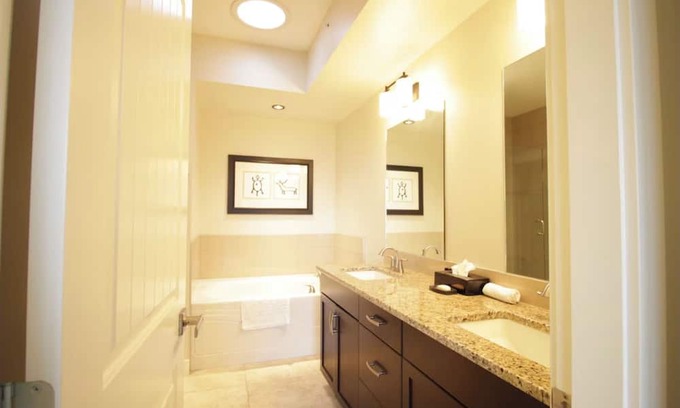Okanagan-Similkameen House | Spacious 2-Bedroom Condo with Incredible Views in Osoyoos