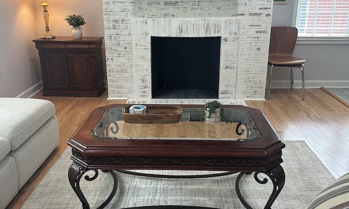 Durham House | Spacious 4-bedroom House Steps from Downtown Durham with AC, WiFi