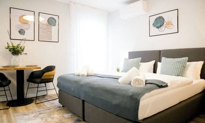 Sankt Augustin Apartment | bonquartier|LUXAPT#1-Selfcheckin/Kü/AC/Prkn/SBahn