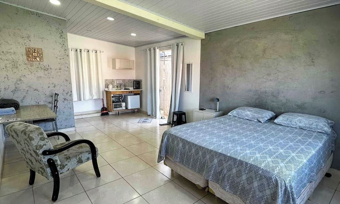 Sorocaba Apartment | Suite 01 Sorocaba in Alto da Boa Vista with garage