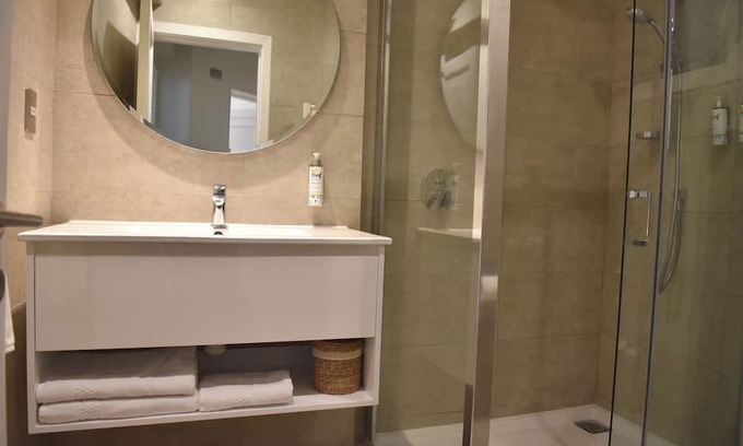 Lastarria Apartment | Charming 2-bedroom apartment in beautiful Lastarria Santiago with AC, WiFi