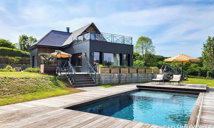Vieux-Bourg Villa | Magnificent Villa with swimming pool for 12 people in the Pays d'Auge