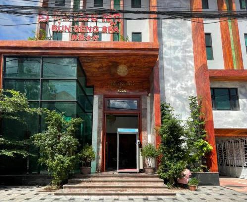 Chamkar Mon Hotel | Bunseng Spa Hotel