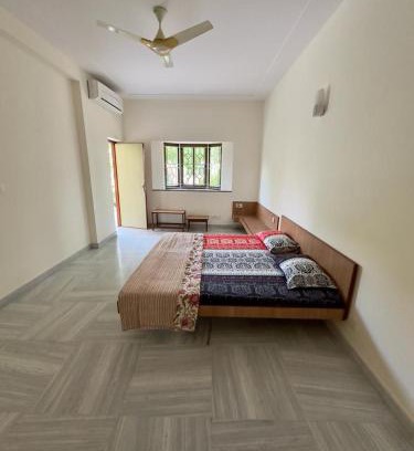 Varanasi Villa | Ultra Luxurious Bangalow - 3 Bedroom Duplex.