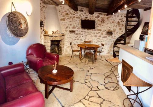 Cassis Apartment | Spend your holidays like a true local of Cassis